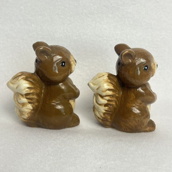 VTG Ceramic Squirrel Salt And Pepper Shaker Set Forest Woodland Animal Whimsy - Picture 6 of 15
